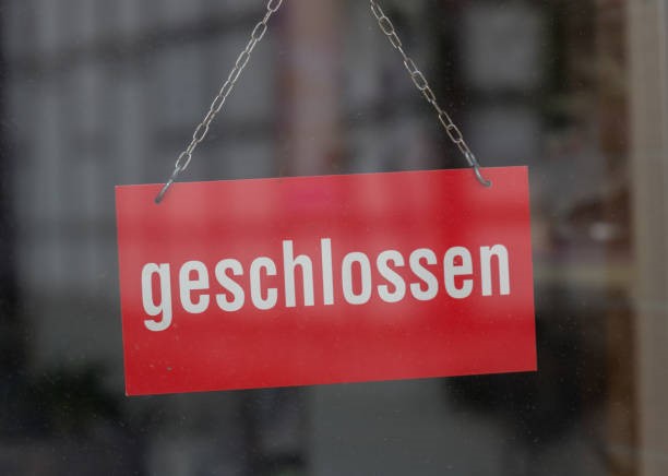 Schild mit der Aufschrift geschlossen